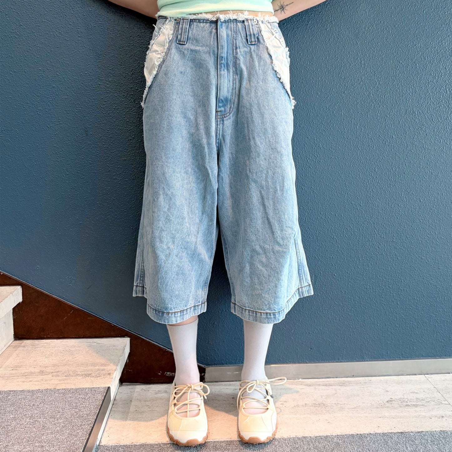[fa.er.ie] cropped cut-off pants / denim / 切りっぱなしバミューダパンツ