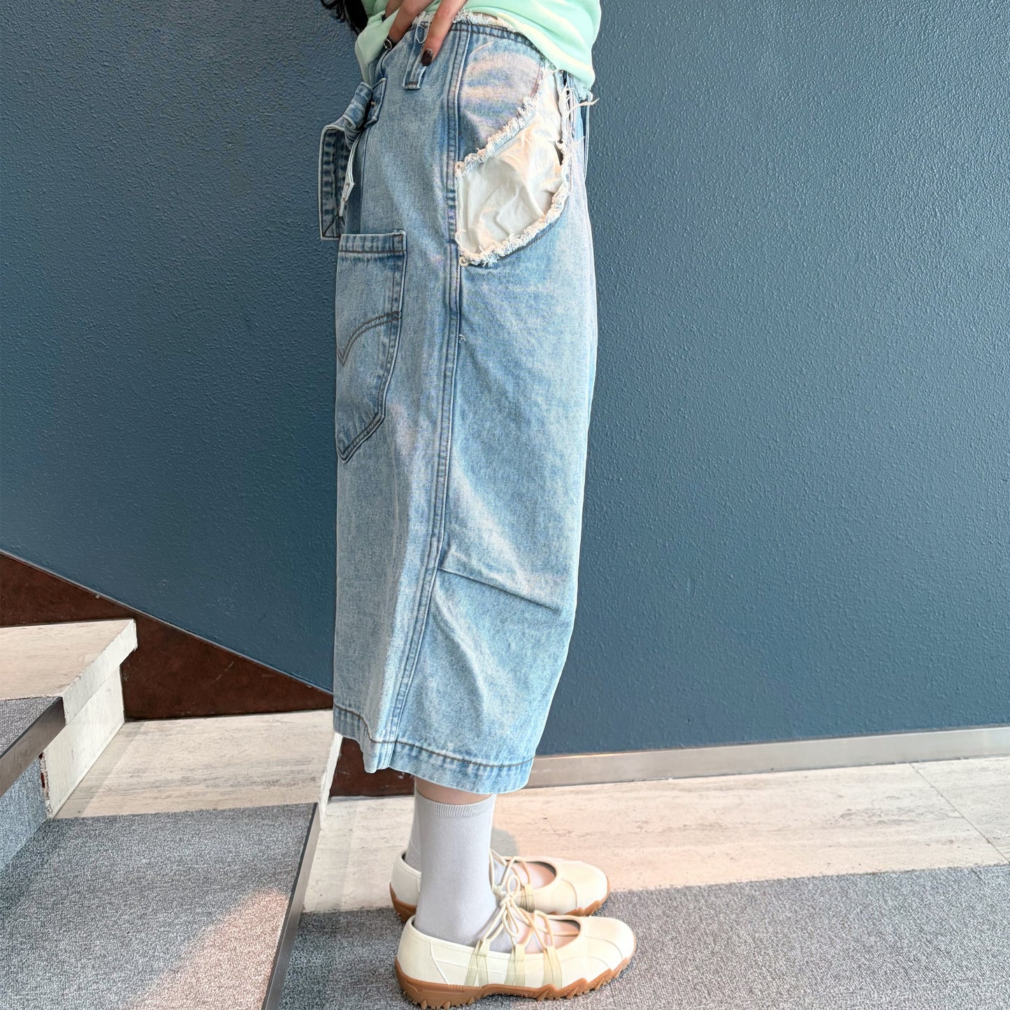 [fa.er.ie] cropped cut-off pants / denim / 切りっぱなしバミューダパンツ