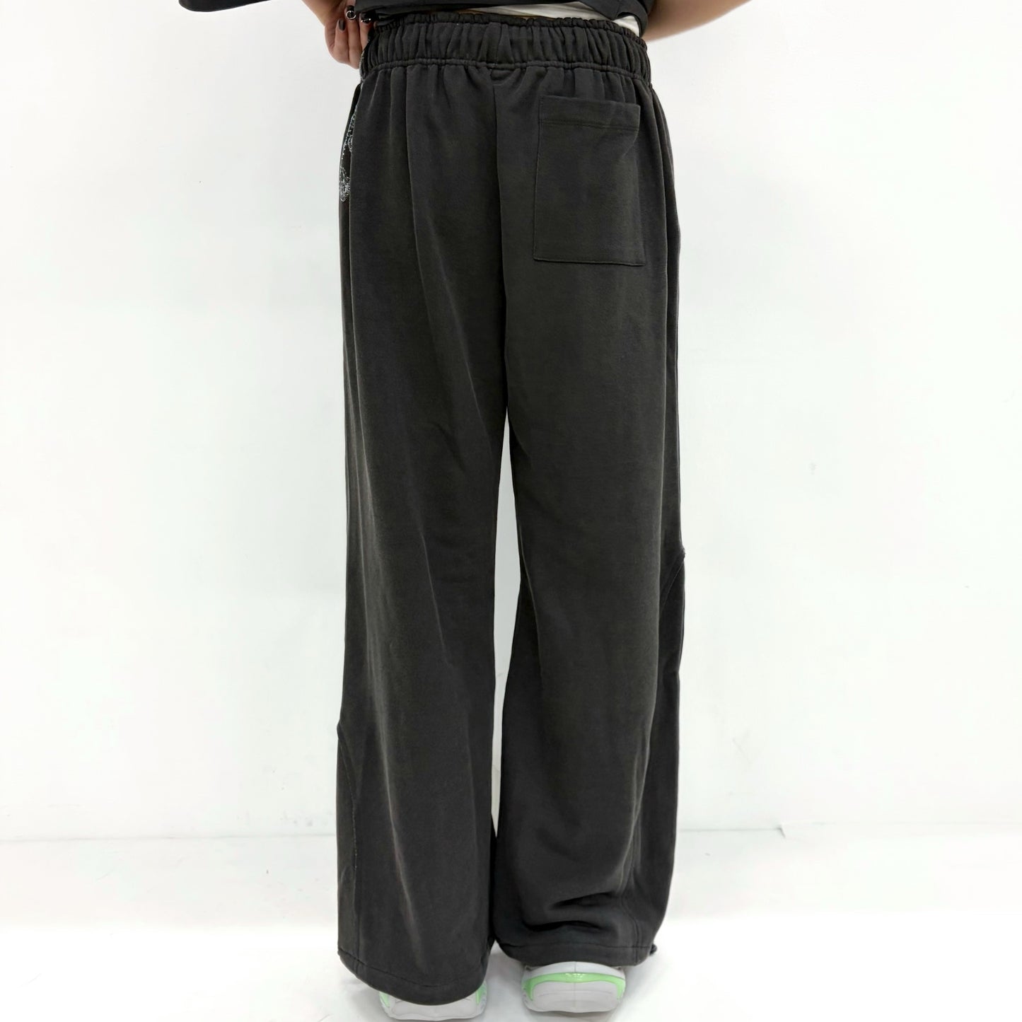 Raw Edge Graphic Sweatpants / Charcoal / プリントスウェット
