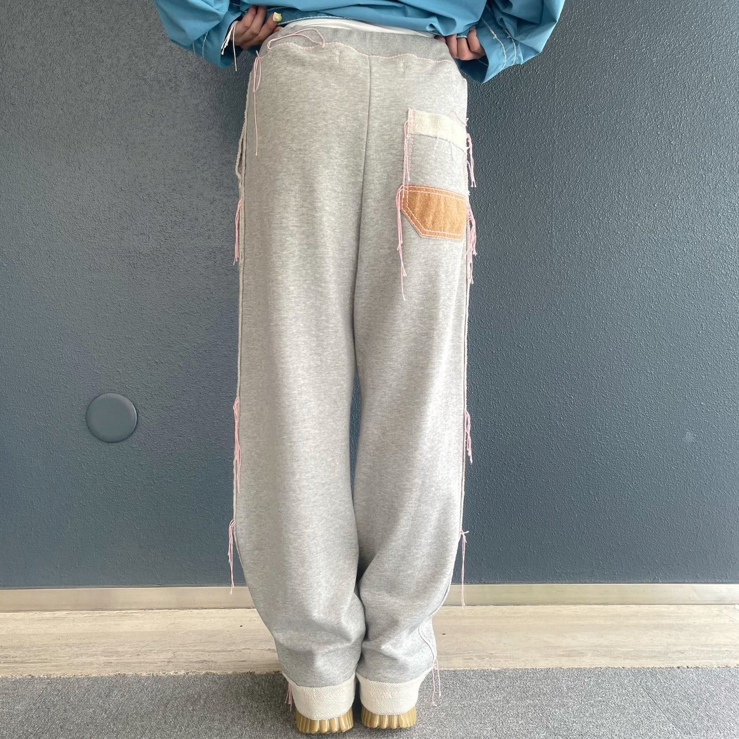 cork easy pants / grey / スウェットパンツ
