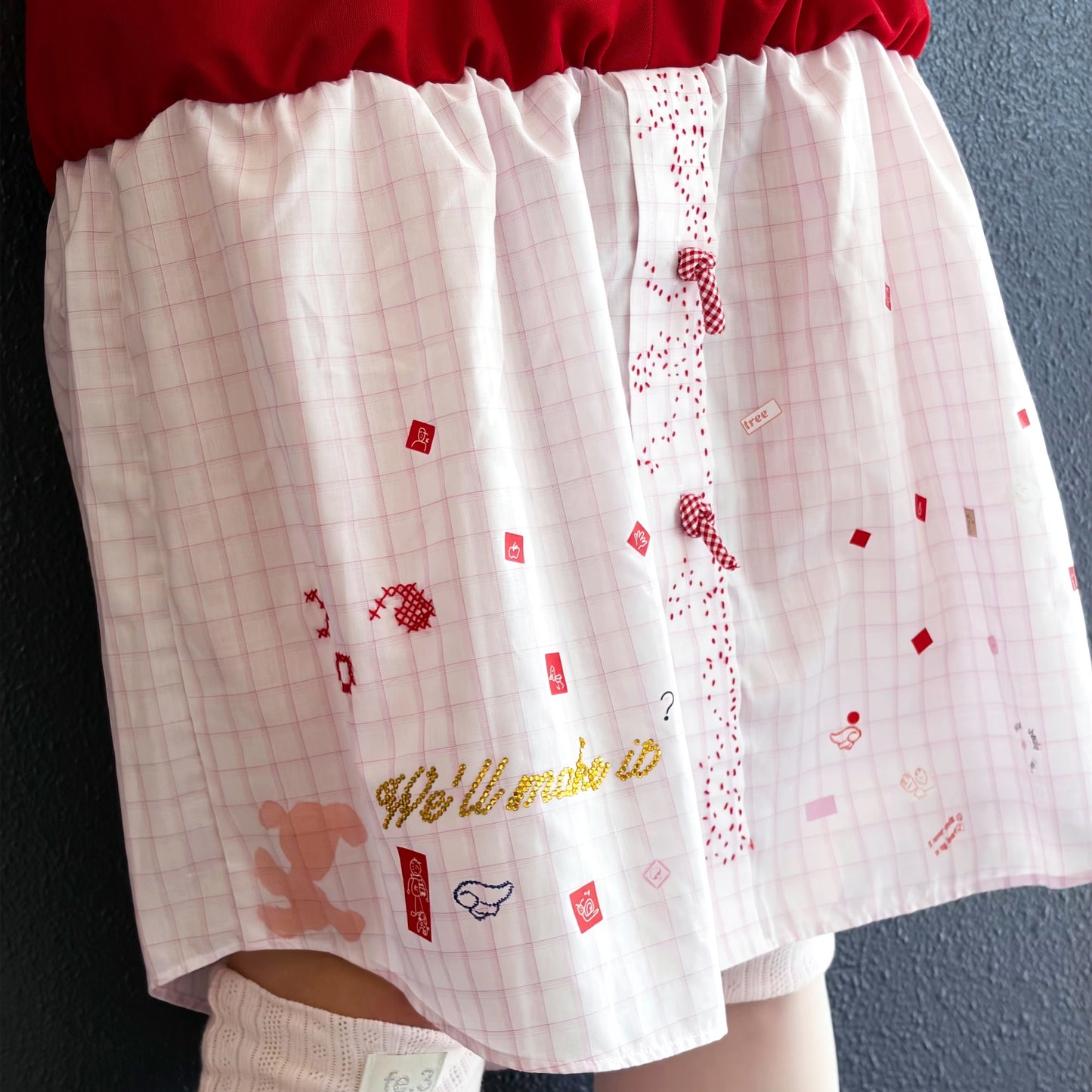 まにあうかもしれない skirt / Red / 切り替えスカート
