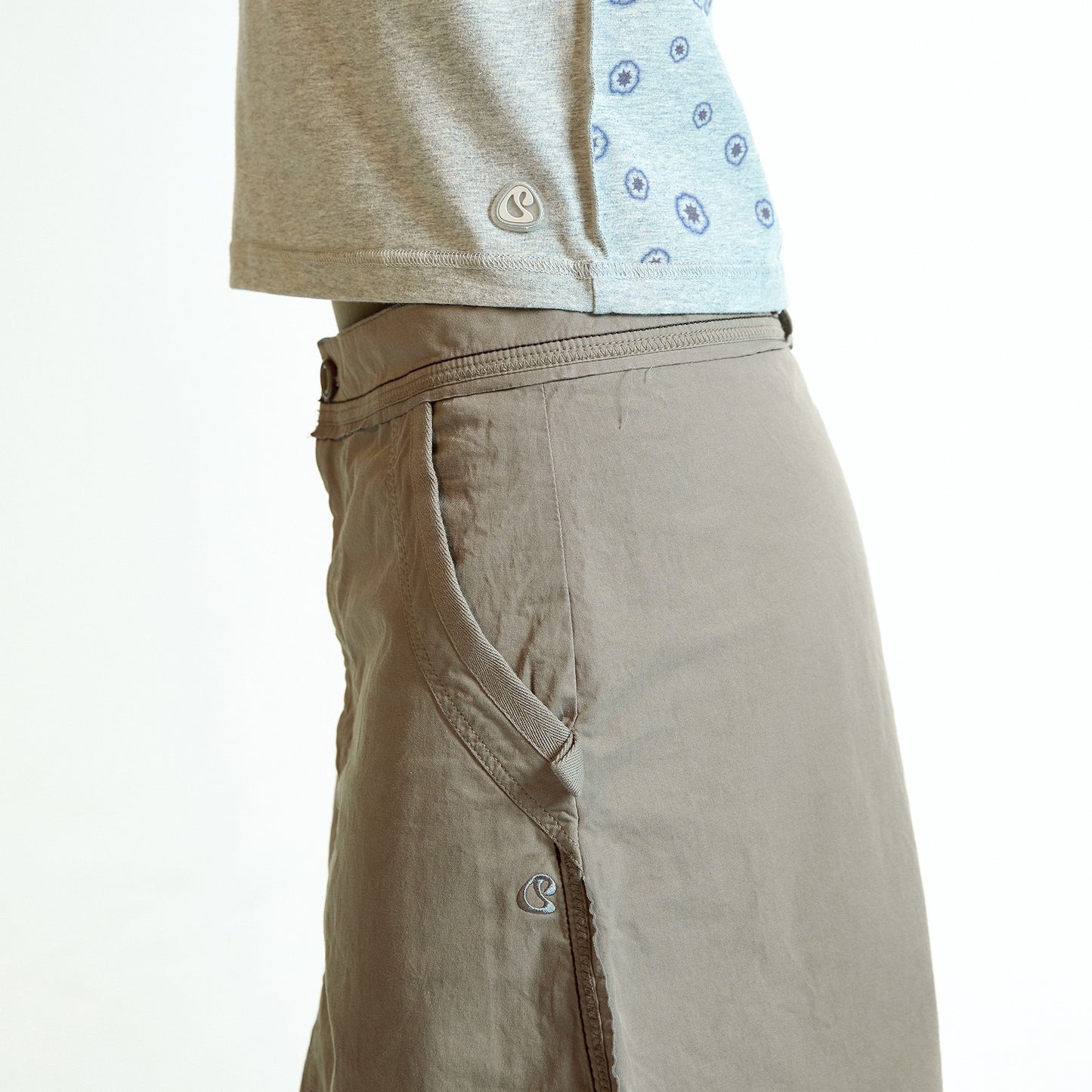 RAW EDGE COTTON SKIRT / ASH BROWN / 切りっぱなしスカート