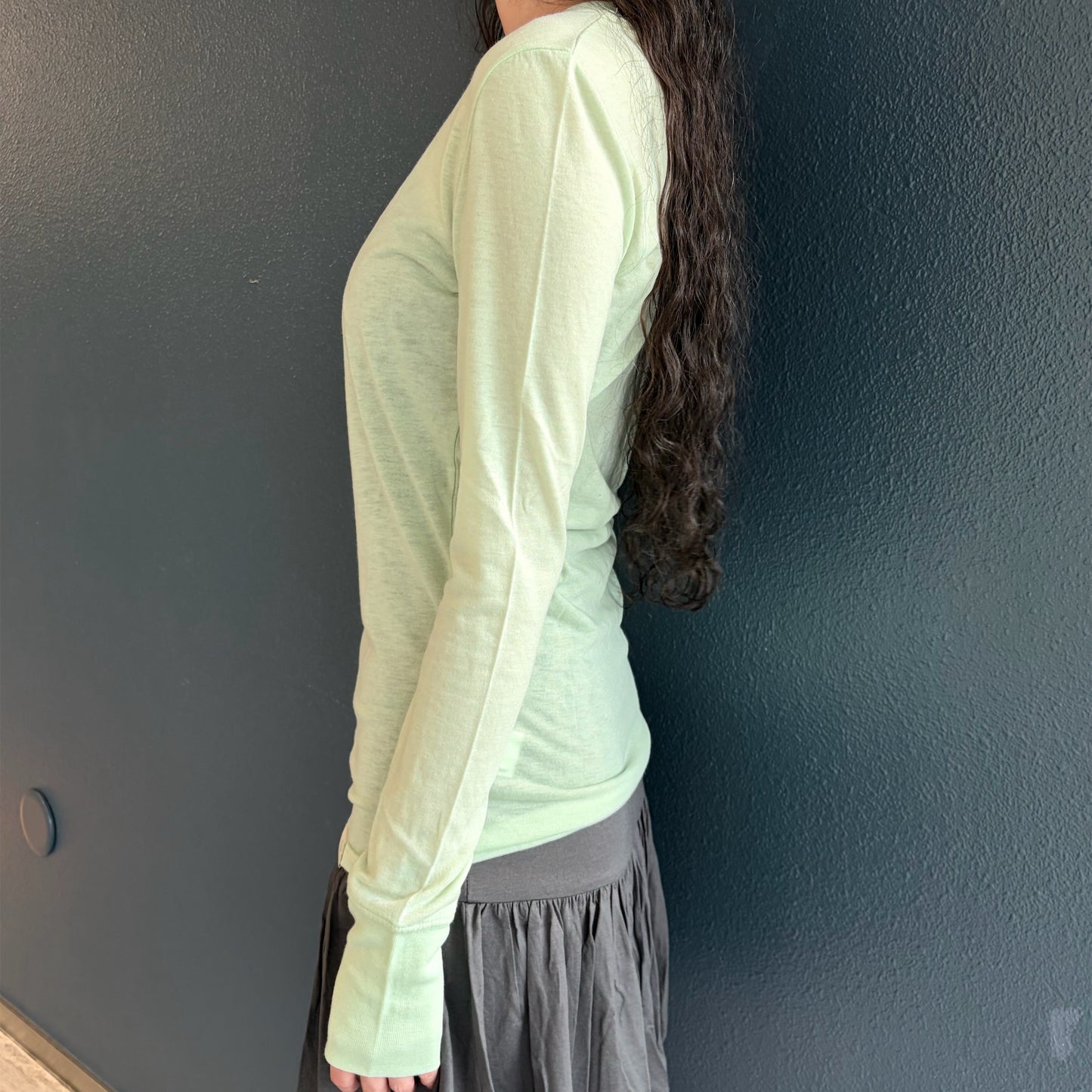 [fe.3] V neck long top / apple mint / Vネックロングスリーブトップ