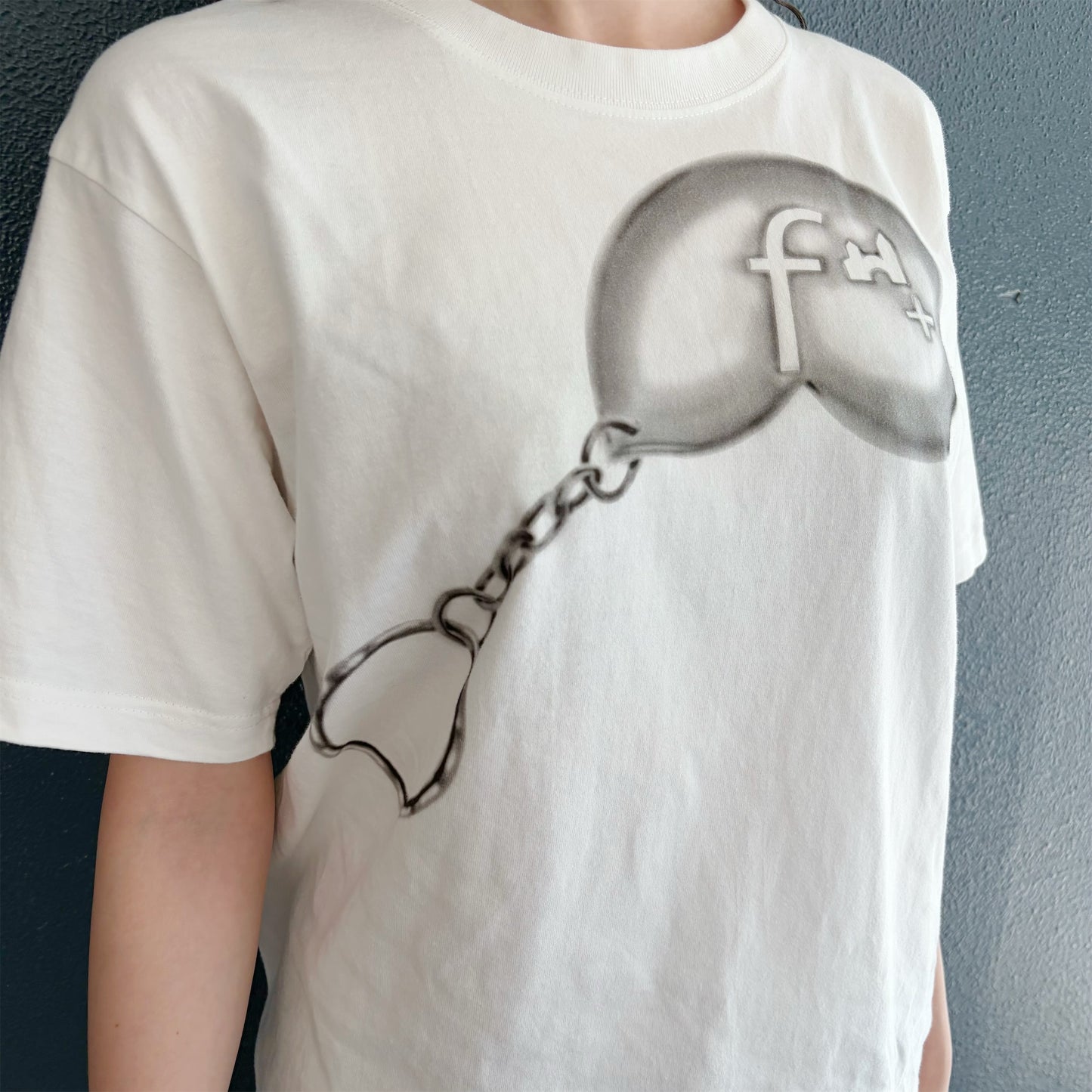 shell key chain print t shirt / white / オリジナルグラフィックTシャツ
