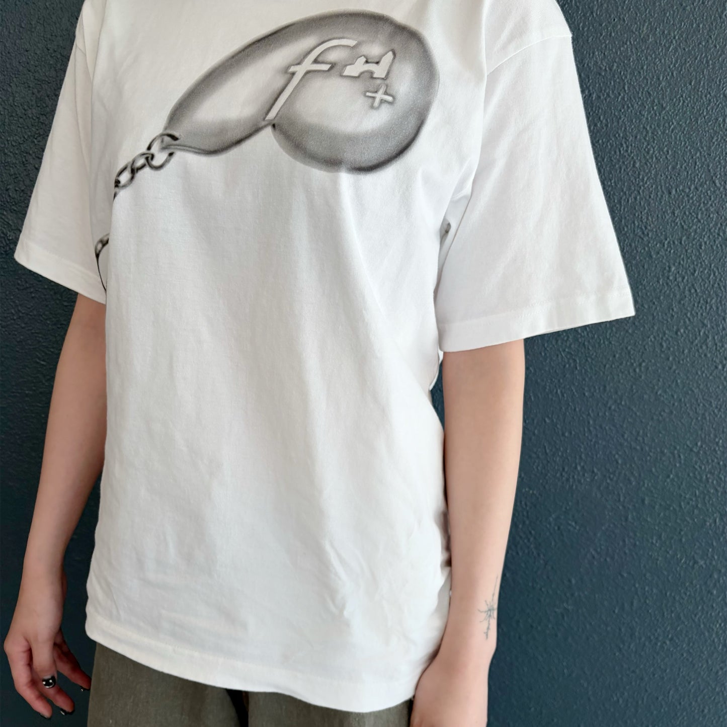 shell key chain print t shirt / white / オリジナルグラフィックTシャツ