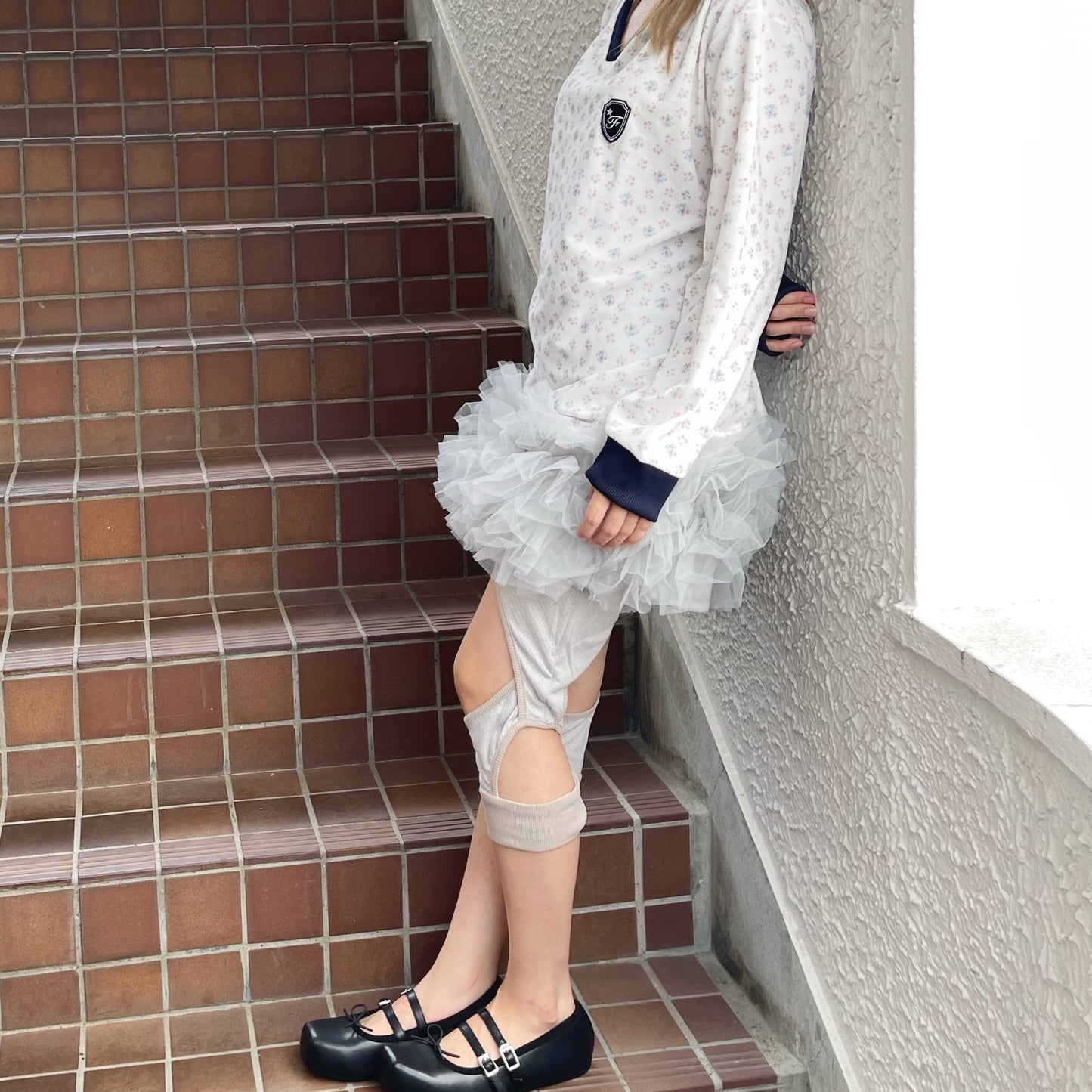 [fa.er.ie] cotton mesh cross up leggings / grey / コットンメッシュクロスアップレギンス