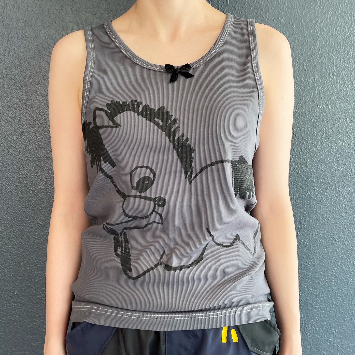 ELASTICATED COTTON TANK TOP, SCREEN PRINTED / GREY / プリントタンクトップ