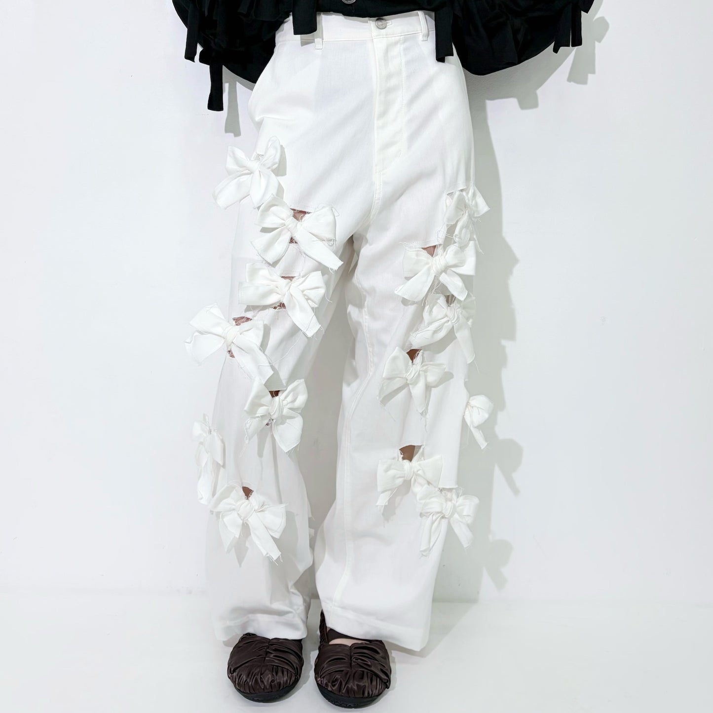 Ribbon denim pants / White / リボンパンツ