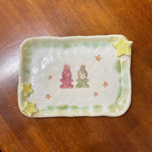 berry & sophie tray / うさぎのトレイ