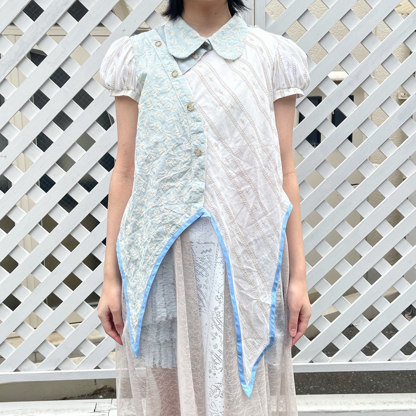 Curve shirt / White × Blue / カーブシャツ