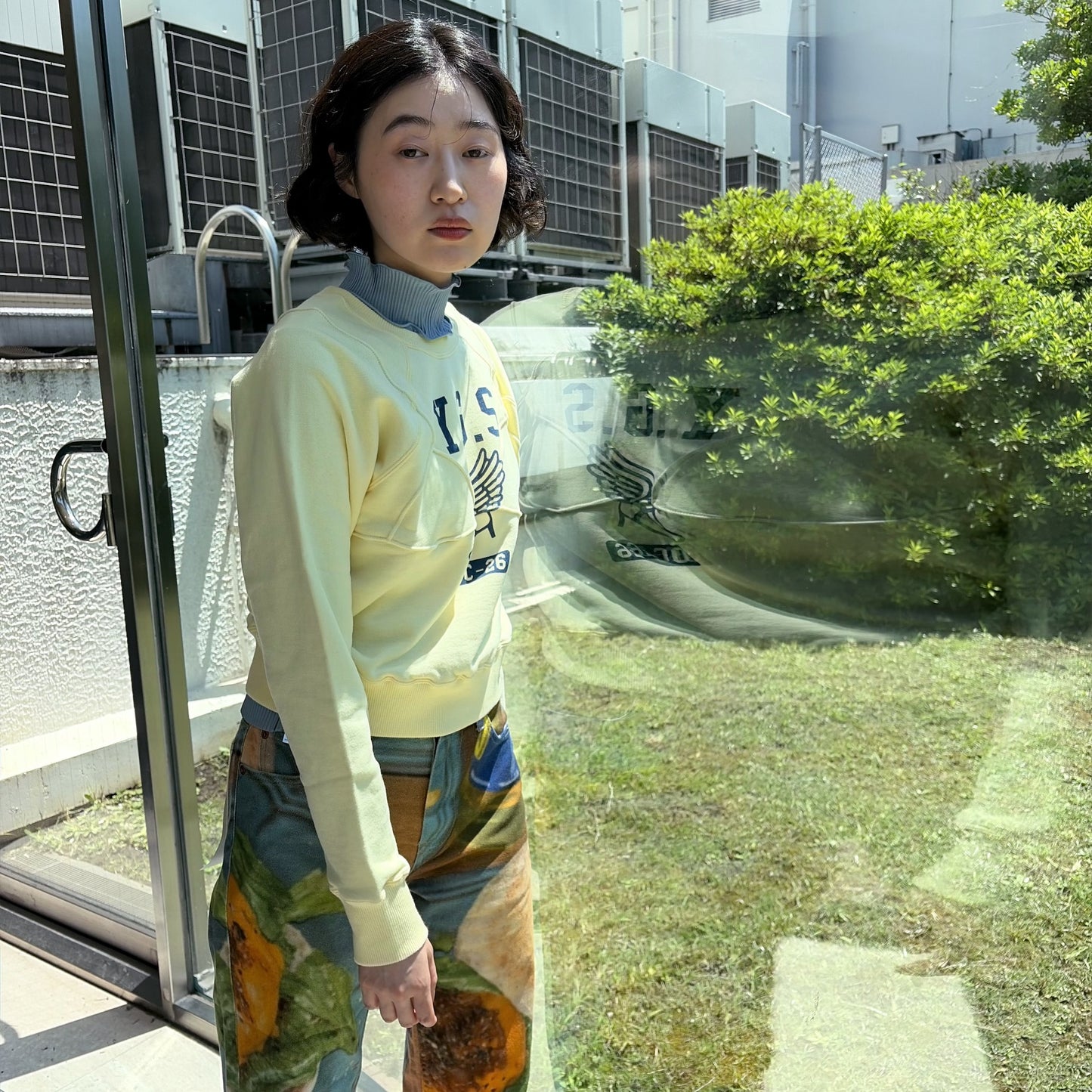 BRA CODE RAGLAN SWEATSHIRT REGULAR / CREAM / グラフィックラグランスウェット