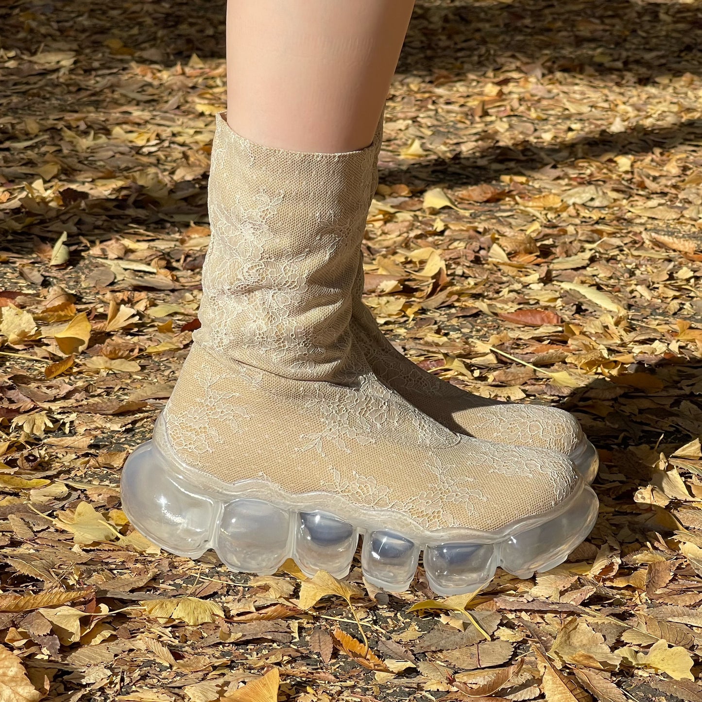 JEWELRYLACE TIGHTS BOOTS / BEIGE / MIKIOSAKABEレースブーツ