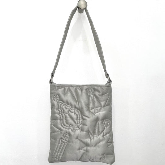 QUILTED CRYSTAL TOTE / SILVER / キルティングトートバッグ