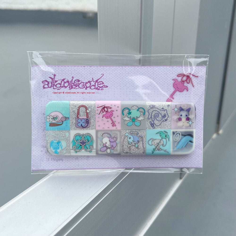 【alldollscode】badge（rectangle/ silver glitter ）/ バッジ