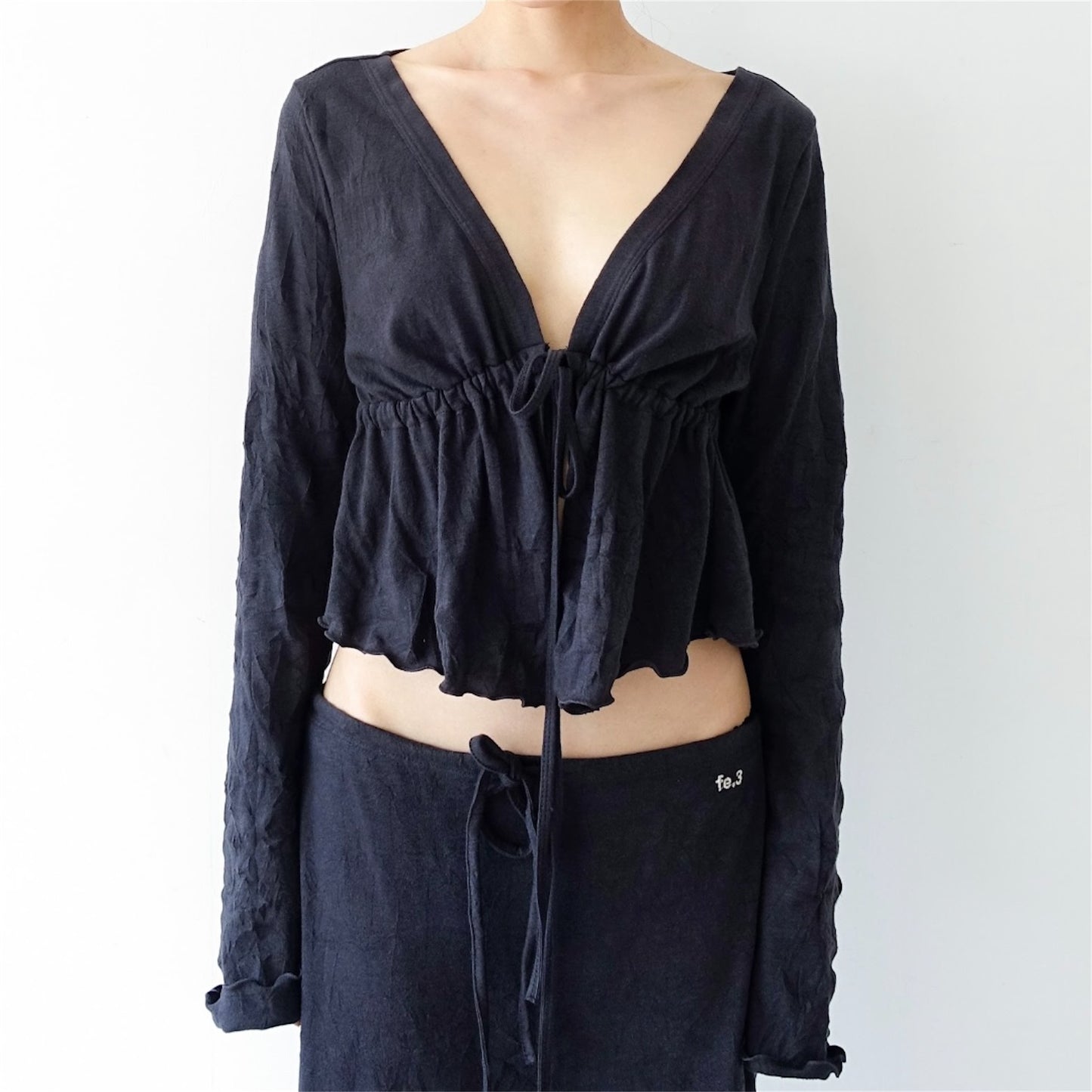 [fe.3] aya cardigan / charcoal / ギャザーカーディガン