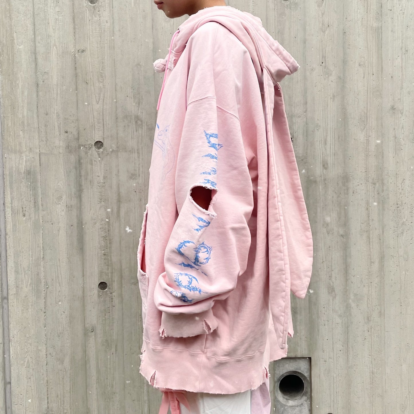 DESTROYED BUNNY HOODIE BIOSTONE WASHED DAMAGE STAIN PROCESSED / PINK / うさ耳フーディー
