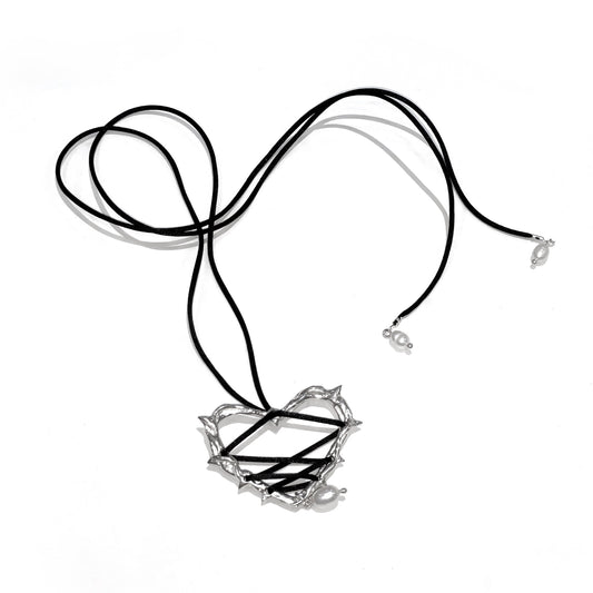 Antifragile heart necklace / Black / ハートネックレス