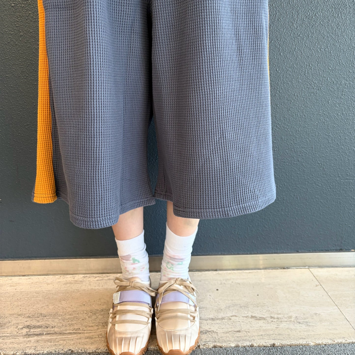 [F.E.E.S] waffle track pants / blue / ワッフルトラックパンツ