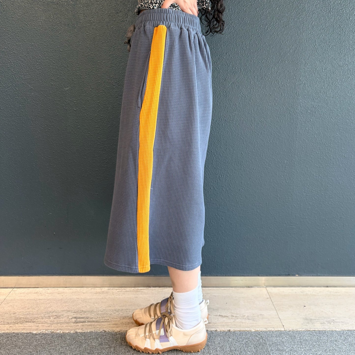 [F.E.E.S] waffle track pants / blue / ワッフルトラックパンツ