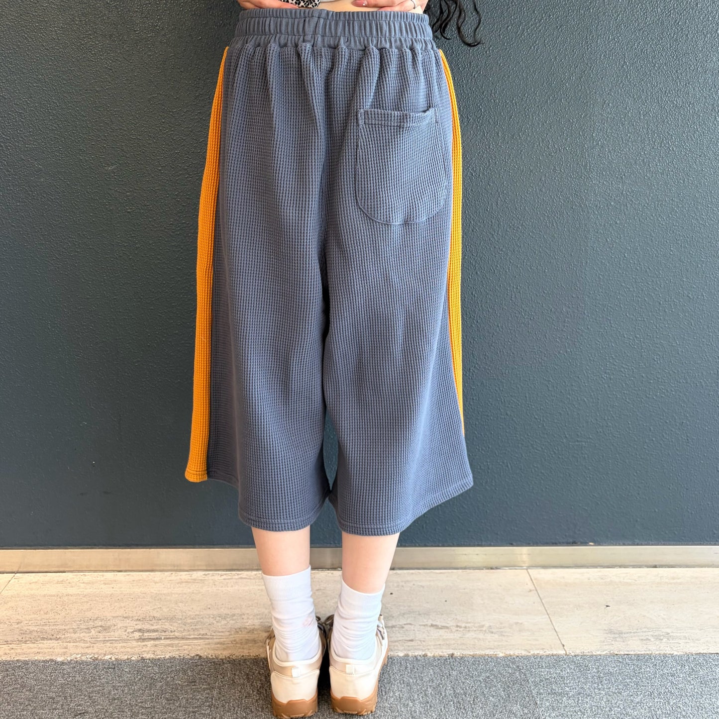 [F.E.E.S] waffle track pants / blue / ワッフルトラックパンツ