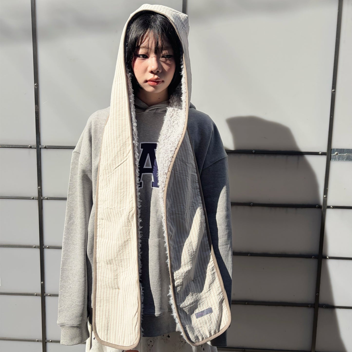 fa.er.ie] furry ear hood muffler / brown / フード付きマフラー