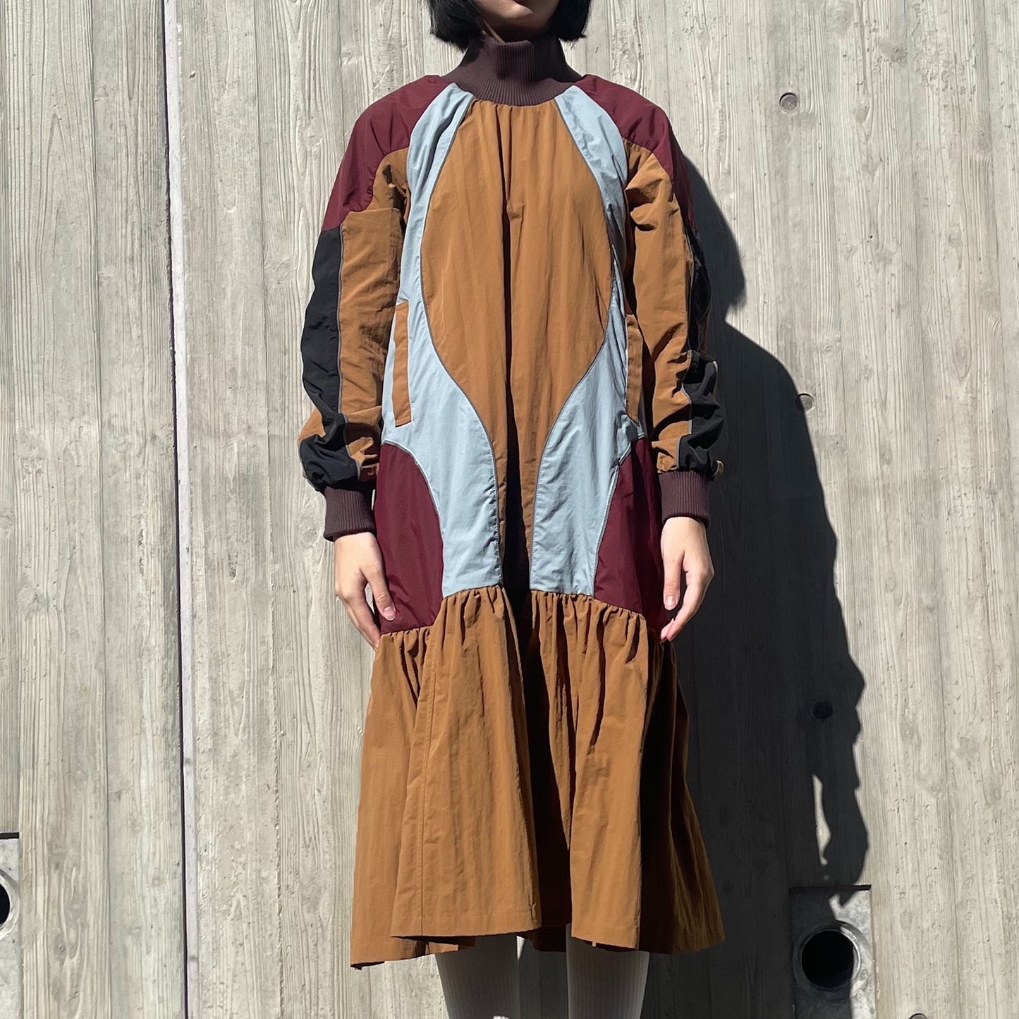 SWITCHING NYLON ONE-PIECE / MUSTARD x BLUE / 切り替えナイロンワンピース