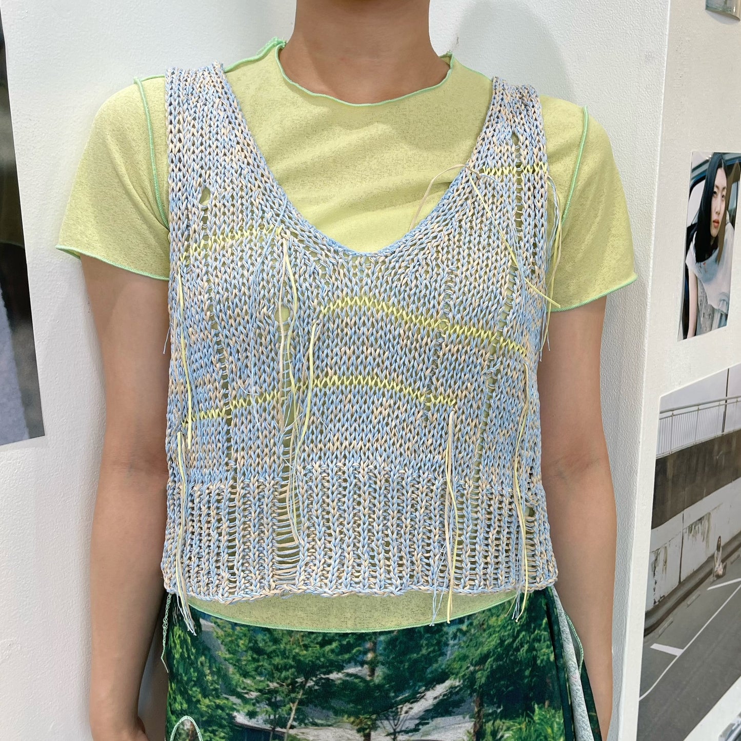 gima knit vest / blue x yellow / ギマVネックニットベスト