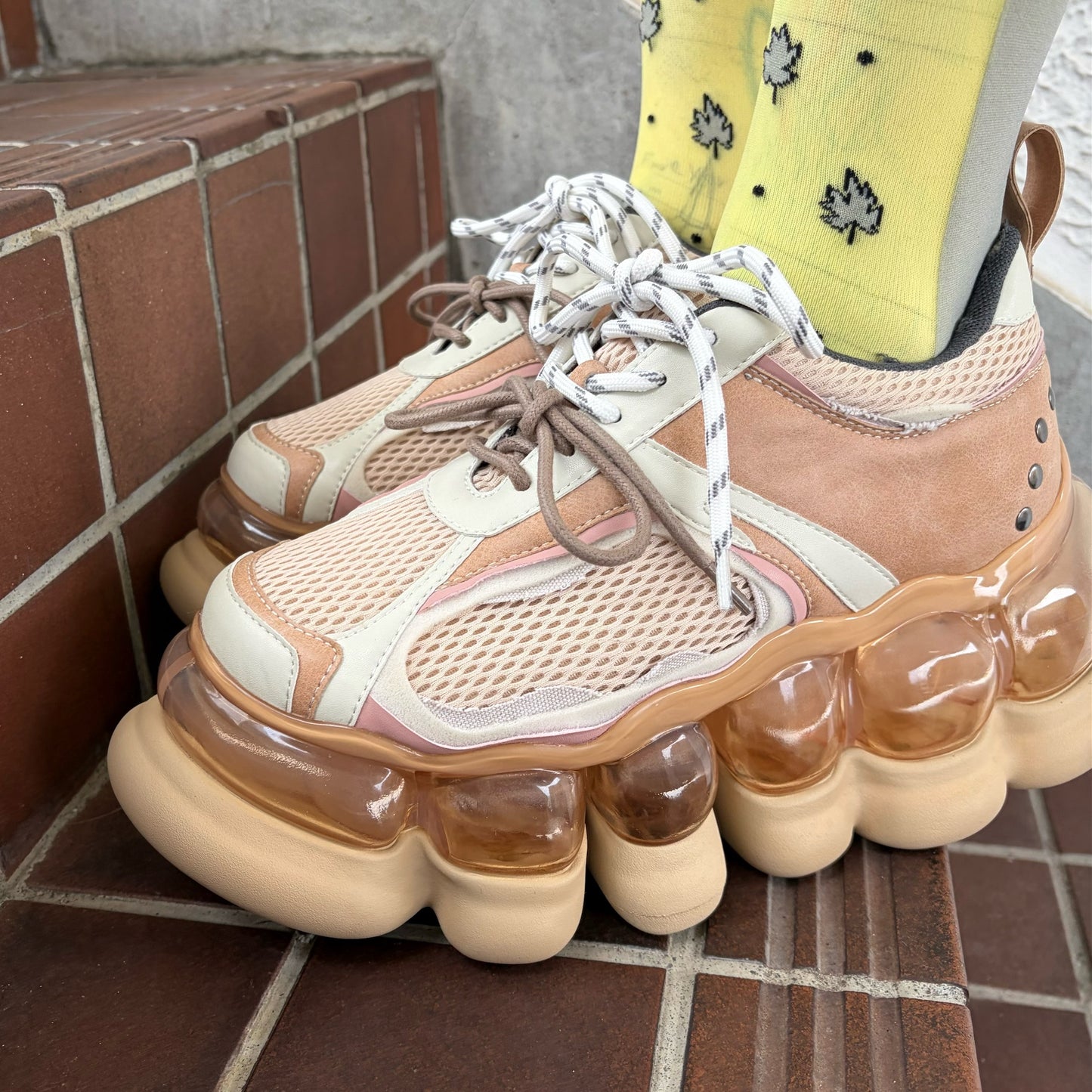 JEWELRY ARK CAVE / BEIGE / MIKIOSAKABEスニーカー