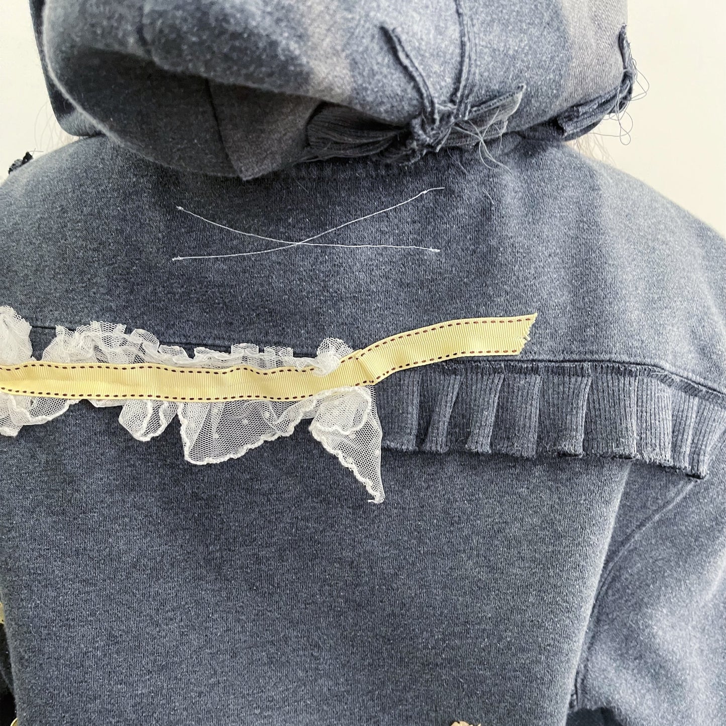 trust teji x TONII MONDO collabolation ★ Bond tie hoodie / Gray / ボンドタイフーディー