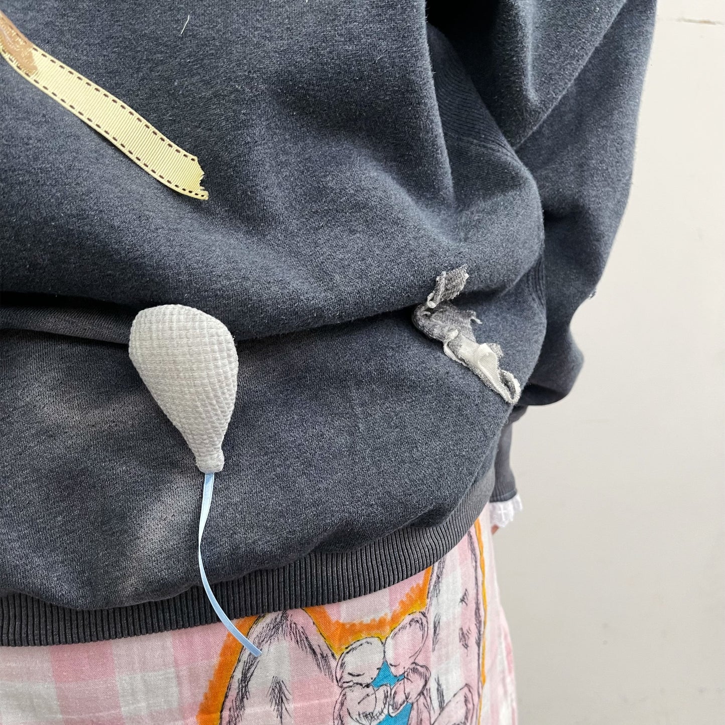 trust teji x TONII MONDO collabolation ★ Bond tie hoodie / Gray / ボンドタイフーディー