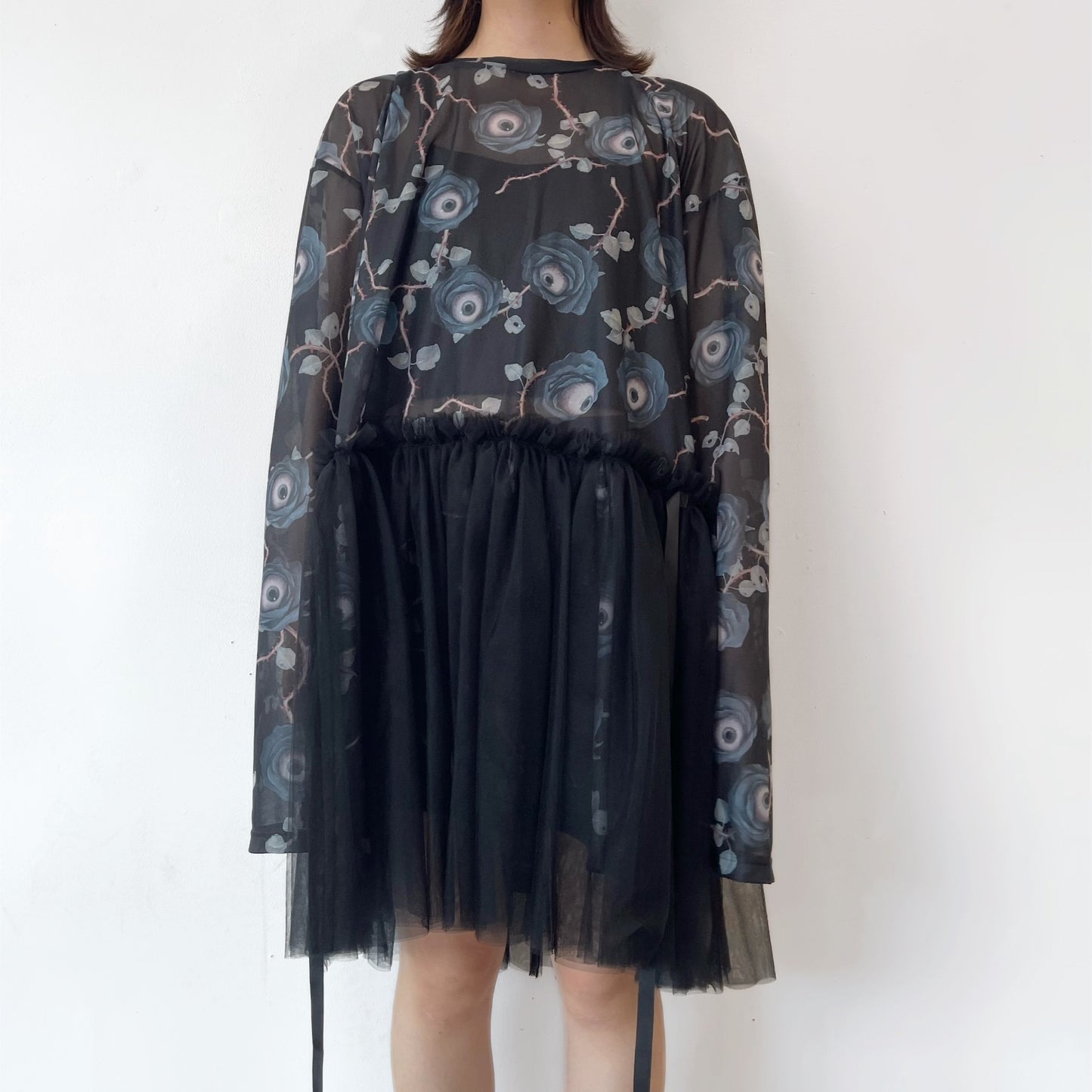 SYMBIOSIS LONG  SLEEVE SHEER DRESS ARTWORK BY TREVOR BROWN / BLACK / フード付きシアードレス