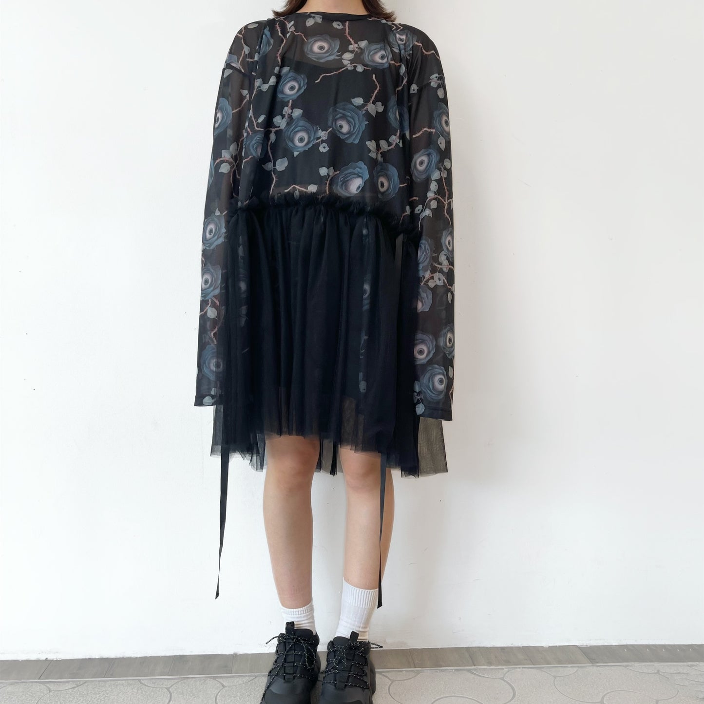 SYMBIOSIS LONG  SLEEVE SHEER DRESS ARTWORK BY TREVOR BROWN / BLACK / フード付きシアードレス
