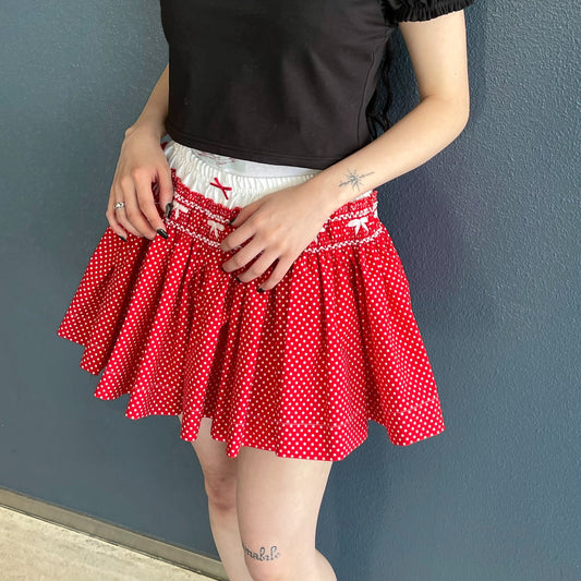 Briefs embroidery skort / Red / スモッキングスコート