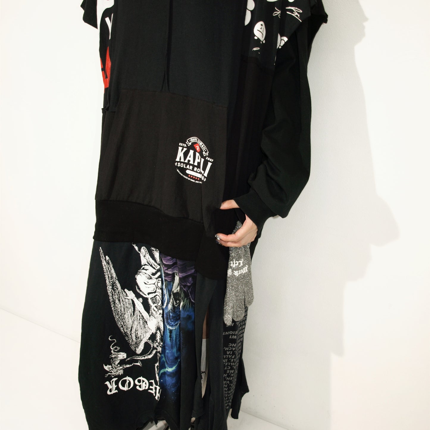 GLOVE-TROTTING RECONSTRUCTED DRESS / BLACK / Tシャツ構築レイヤードドレス