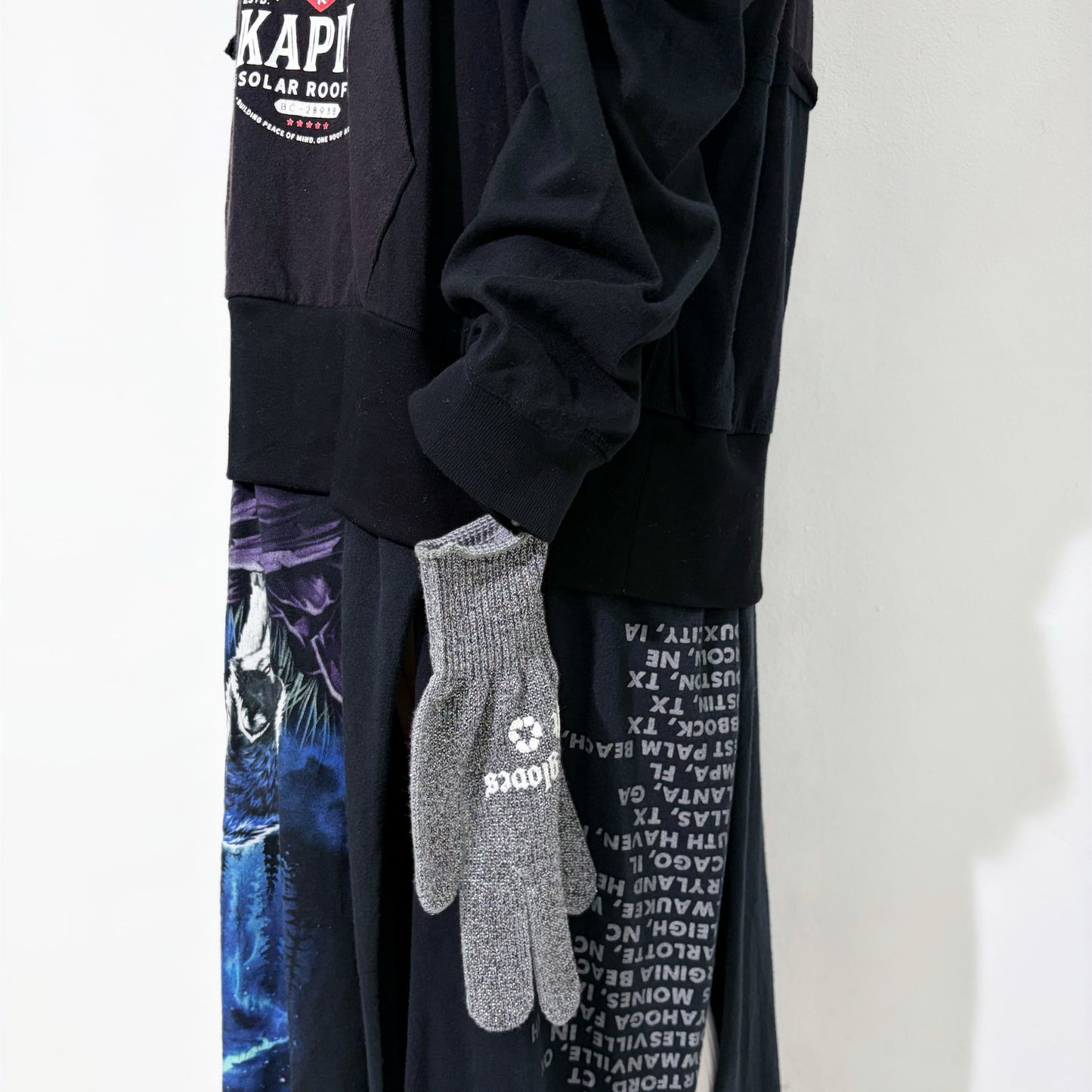 GLOVE-TROTTING RECONSTRUCTED DRESS / BLACK / Tシャツ構築レイヤードドレス
