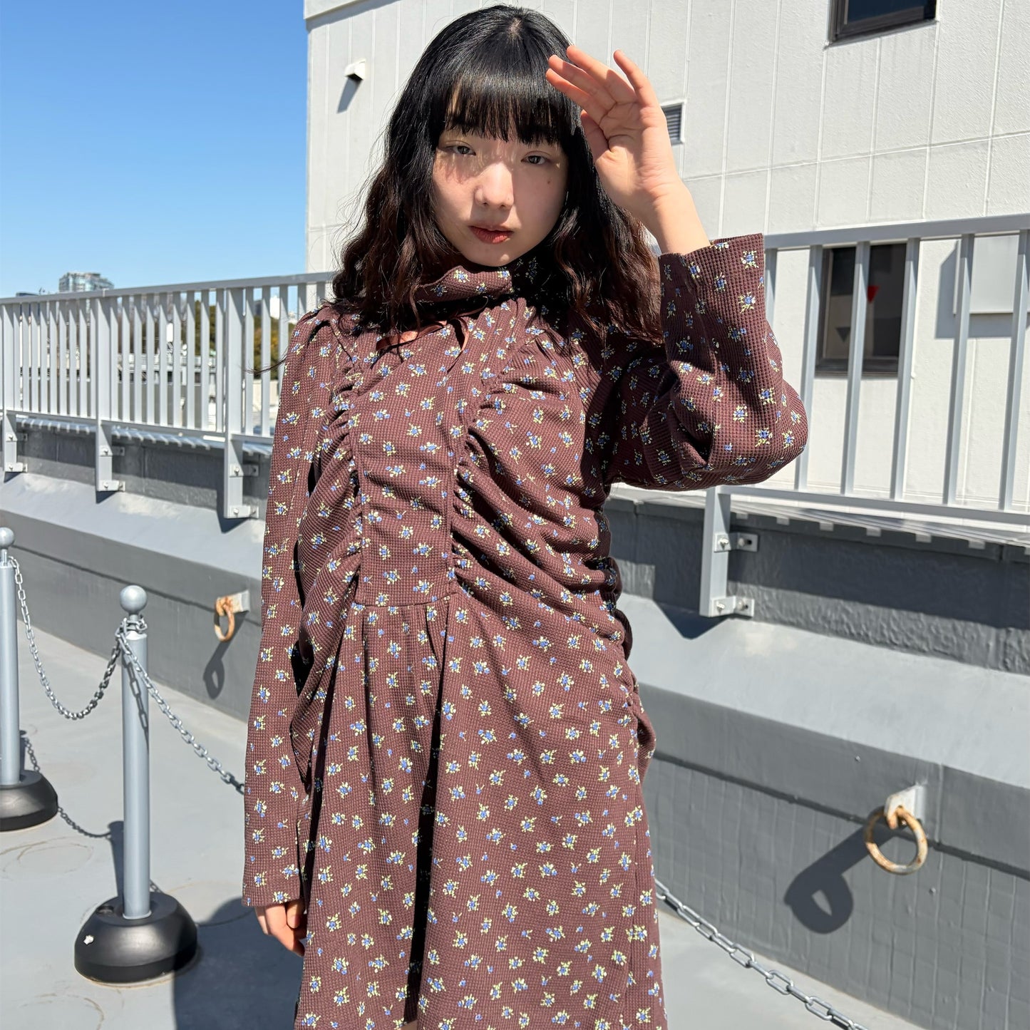 LITTLE NANA'S DRESS / BROWN / フラワーパターンギャザーミニドレス