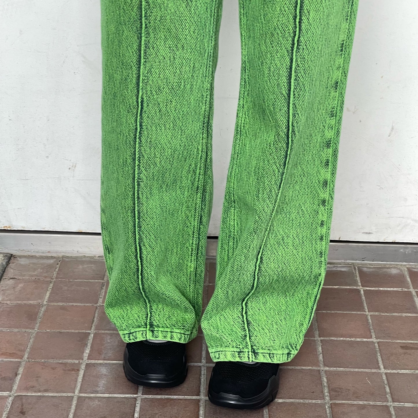 WAVE PANELLED DYED PANTS / LIME /ウェーブパネルデニムパンツ