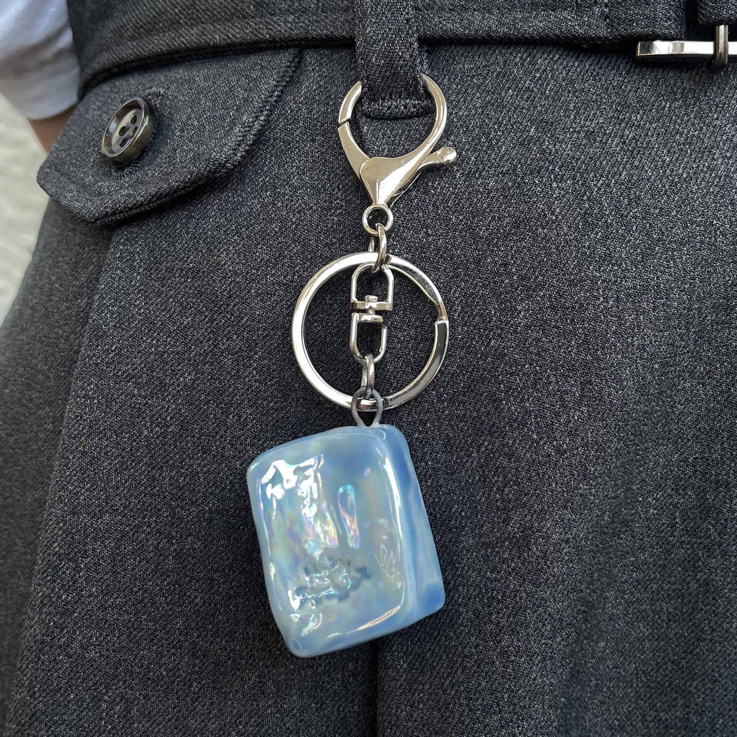 【SHEEP Limited】SHEEP book keychain / Pearl Blue / シープブックキーホルダー