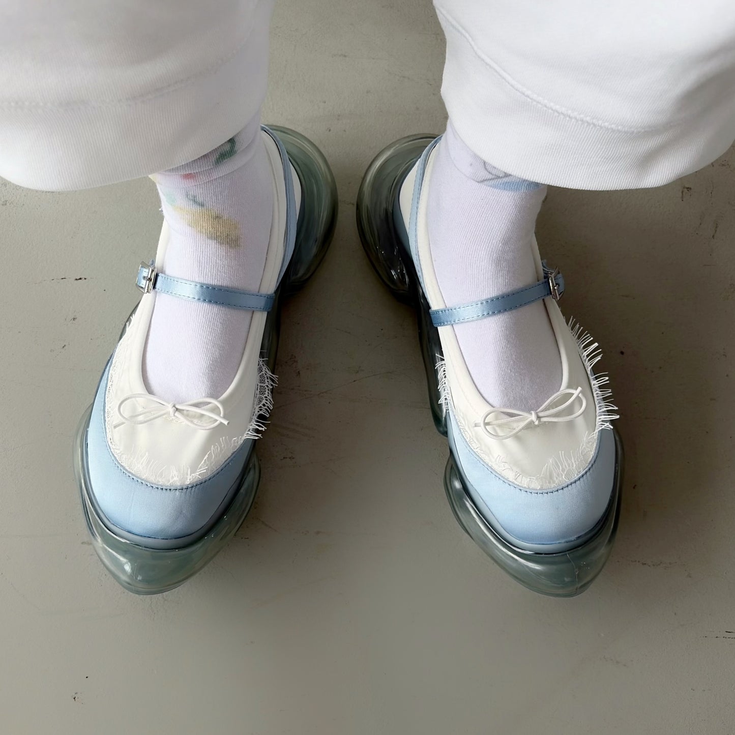 【MIKIOSAKABE】Lotus satin / BLUE SATIN / ストラップシューズ