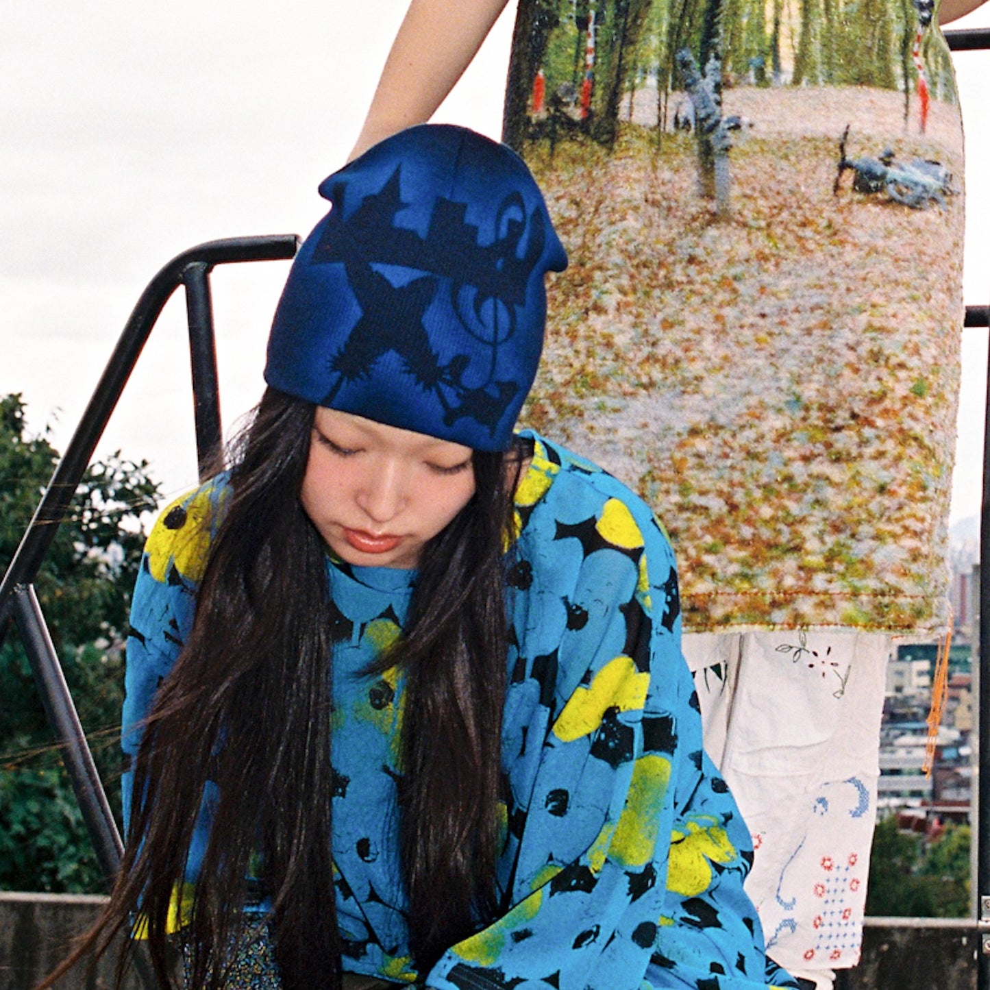 【SHEEP SOUVENIR】sheep playing in town beanie / navy / スプレービーニー