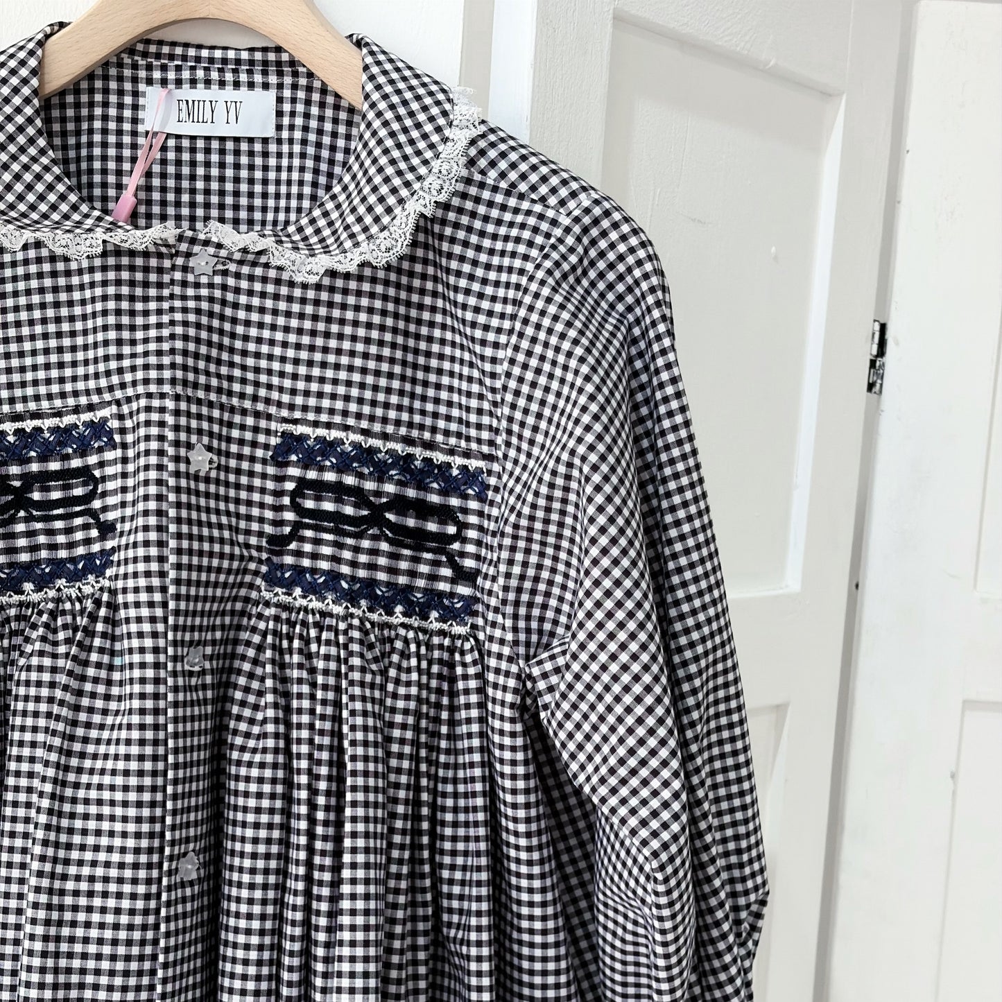 Smocking ribbon blouse / Navy / スモッキングリボンブラウス