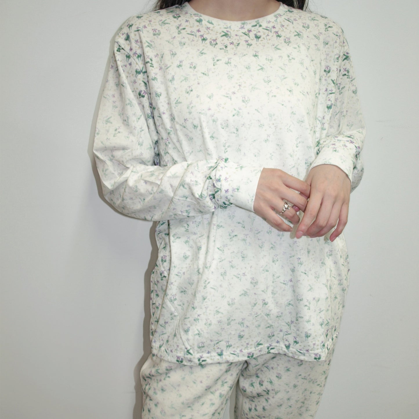 fading flower top / white / フェイディングフラワーロングスリーブトップ
