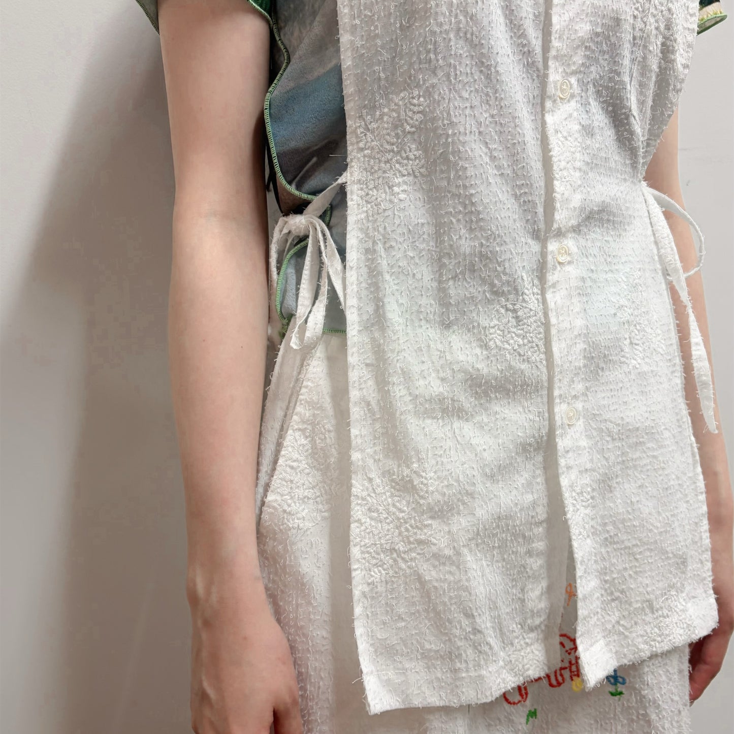 sleeveless shirt / white / ノースリーブシャツ