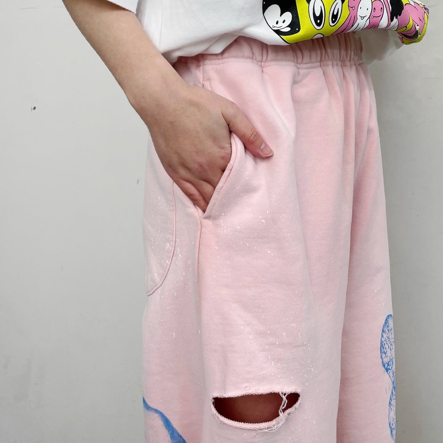 DESTROYED SWEAT PANTS BIOSTONE WASHED DAMAGE STAIN PROCESSED / PINK / ダメージスウェットパンツ