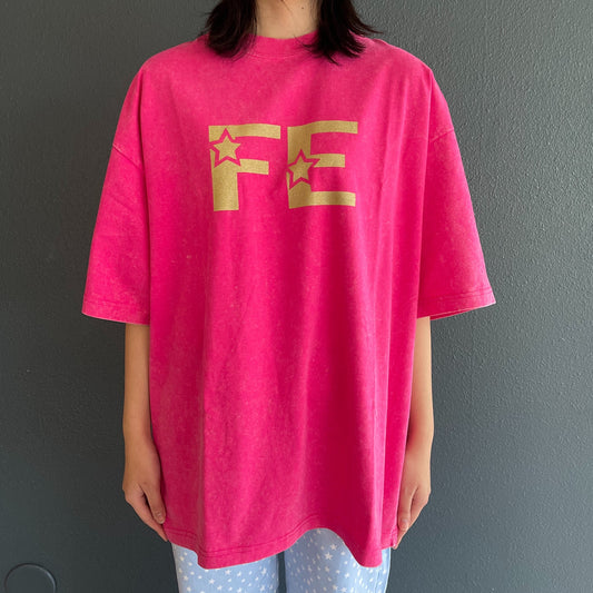 [F.E.E.S] logo loose washing t-shirt / hot pink / レタリングTシャツ