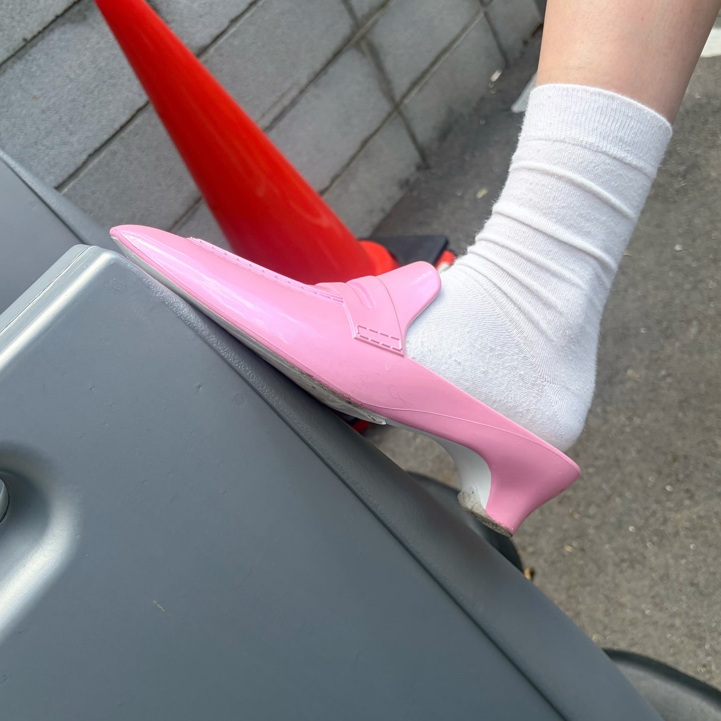 MRS.WANG / SHINY PINK / ミュール