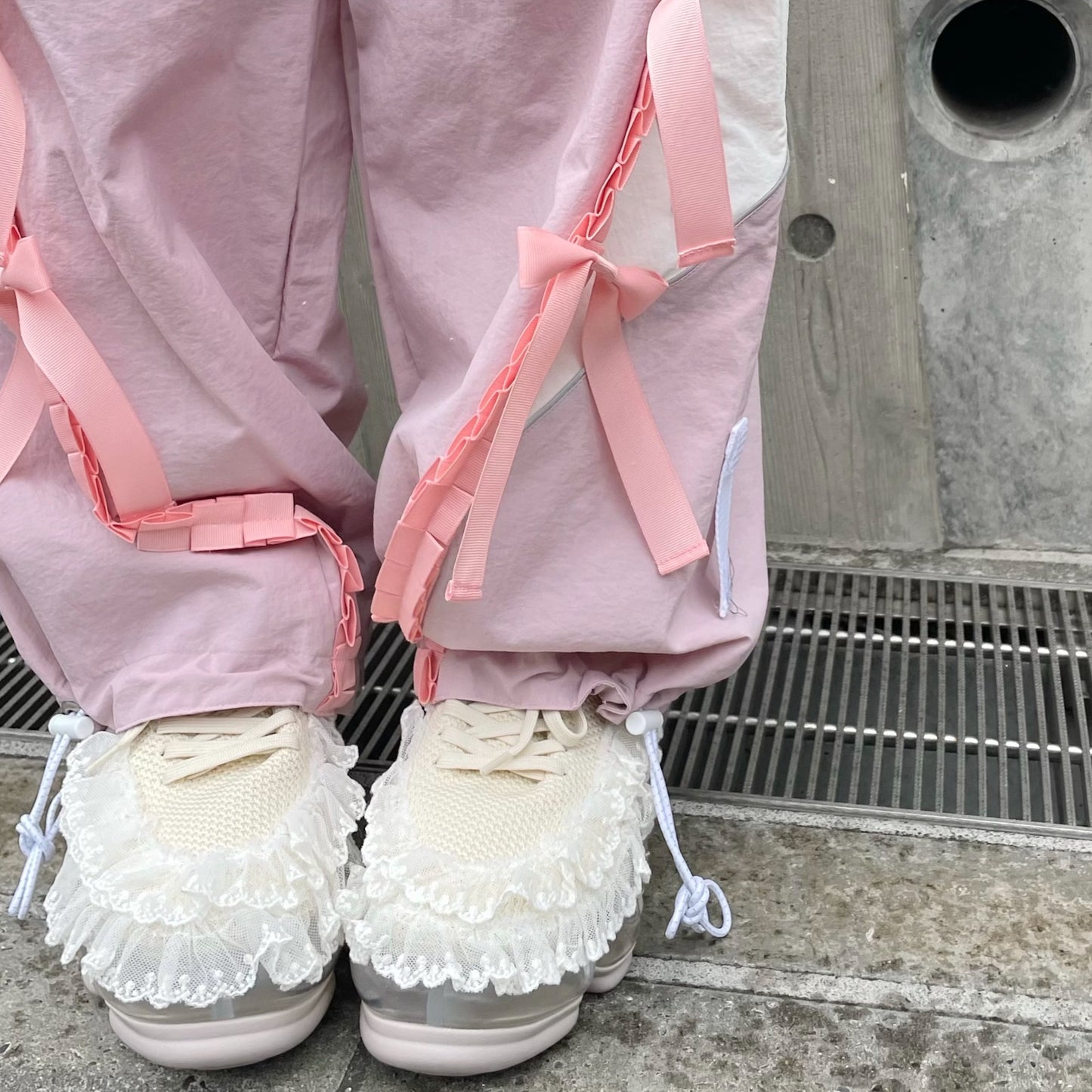 RIBBON TRACK PANTS / PINK × WHITE / リボントラックパンツ