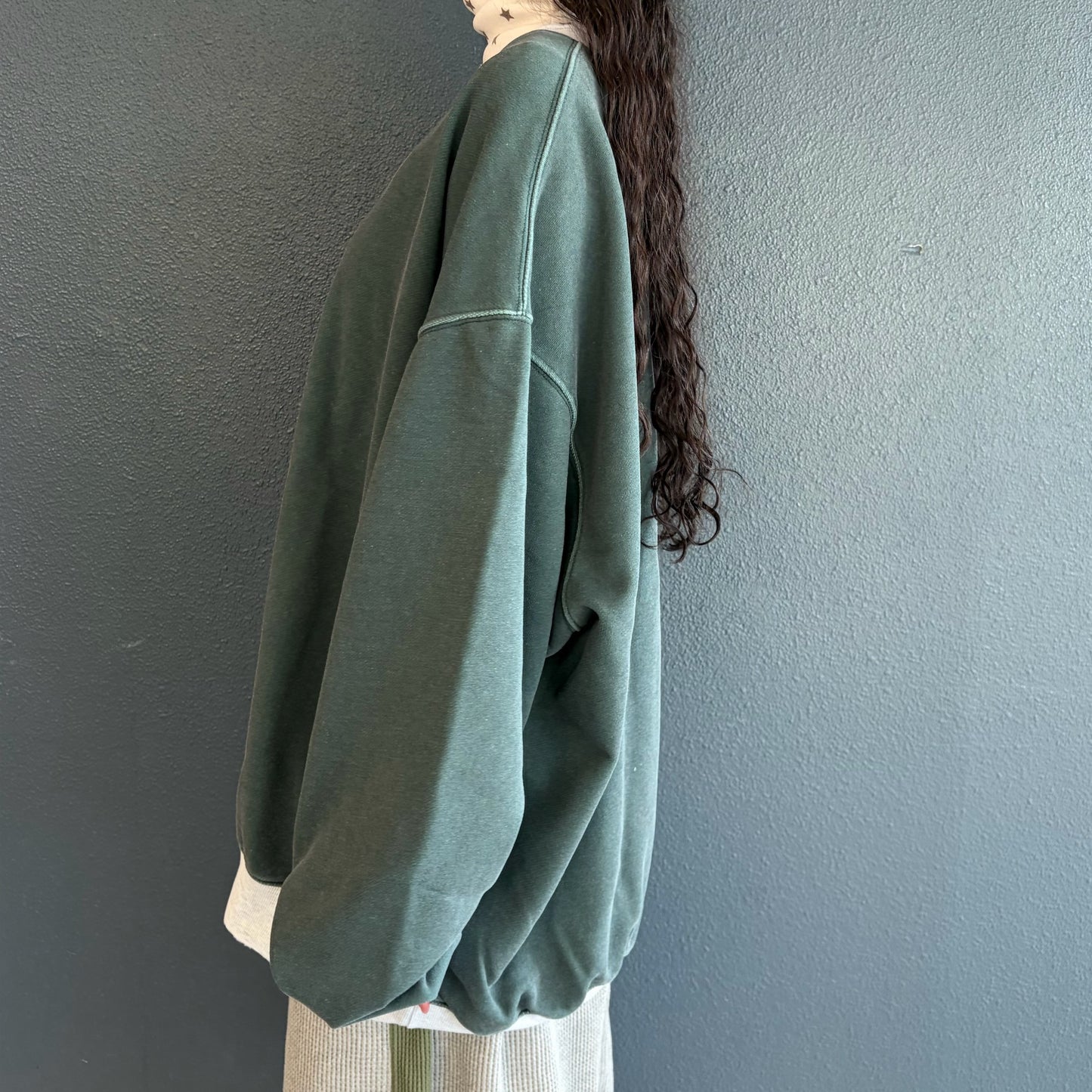[F.E.E.S] number boxy MTM / green / オーバーサイズスウェット