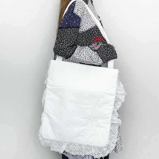 [F.E.E.S] Tea cushion ruffle big bag / ivory / ラッフルビッグバッグ
