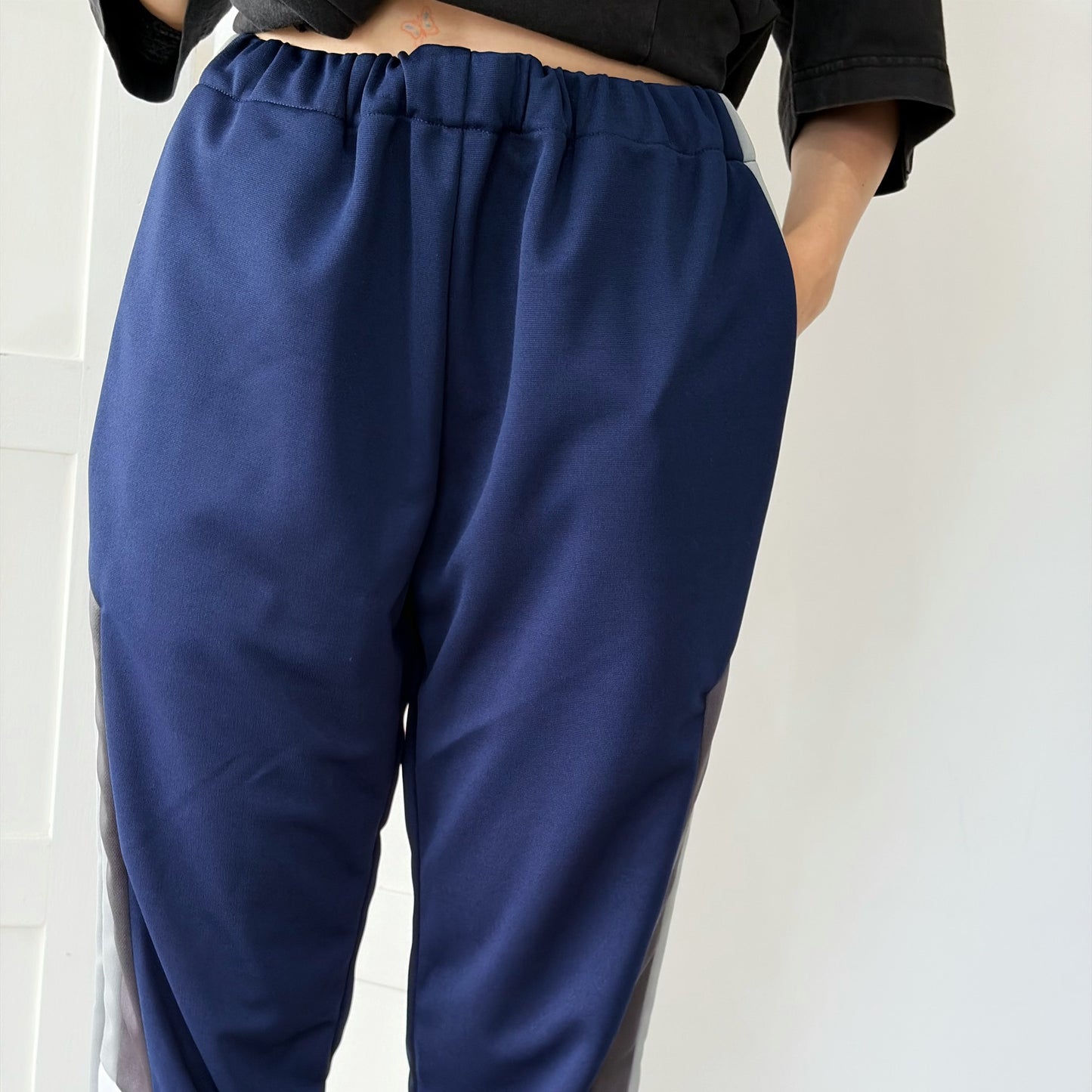 HIGH SCHOOL NERD PANTS / NAVY / ジャージパンツ